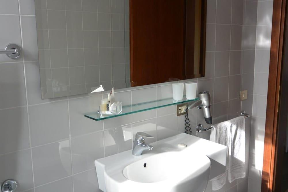 HOTEL GRAN DUCA DI YORK photo 4