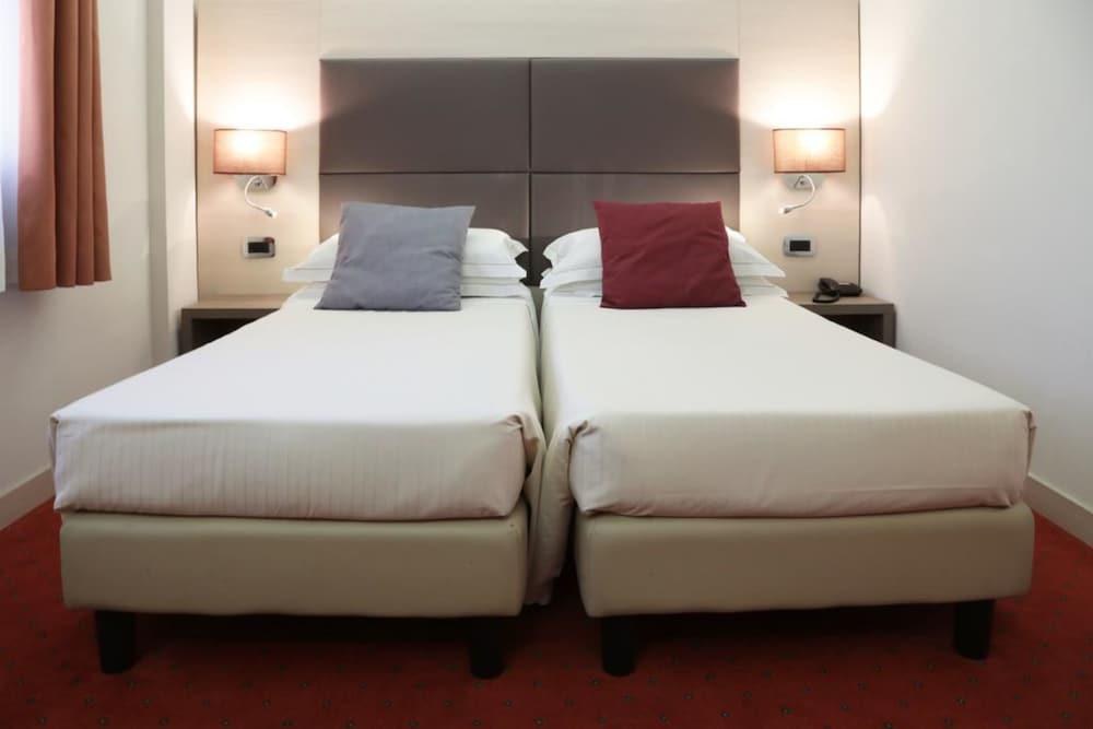 Hotel Campion photo 3