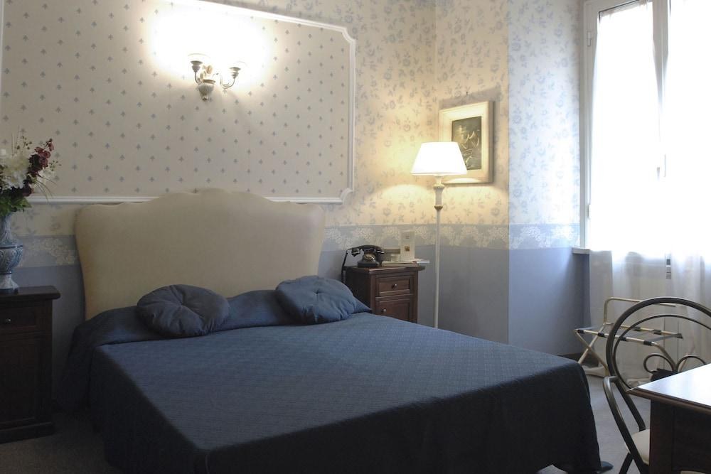 Hotel Elyse' photo 2