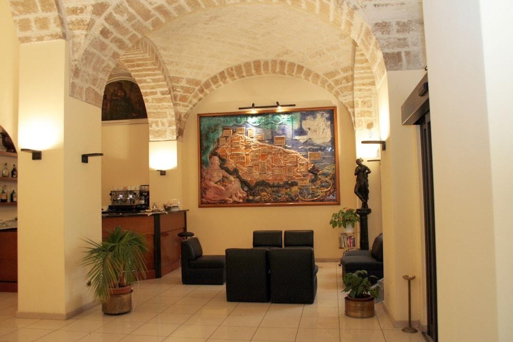 HOTEL ADRIA photo 2