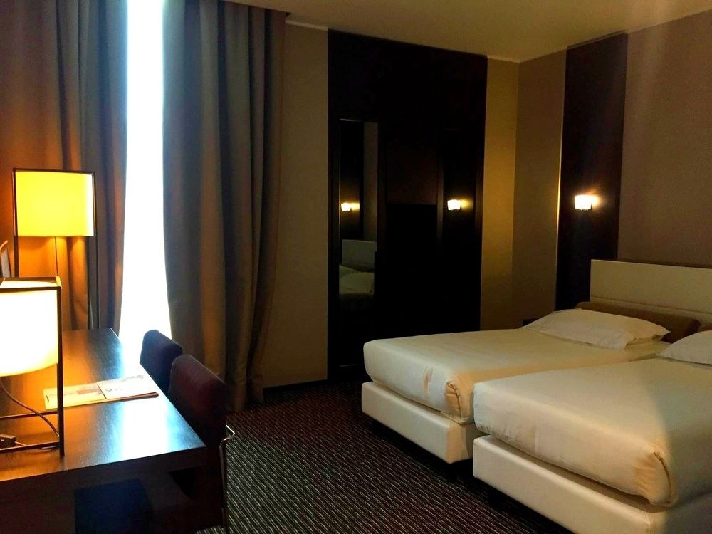 H2C Hotel Milanofiori photo 2
