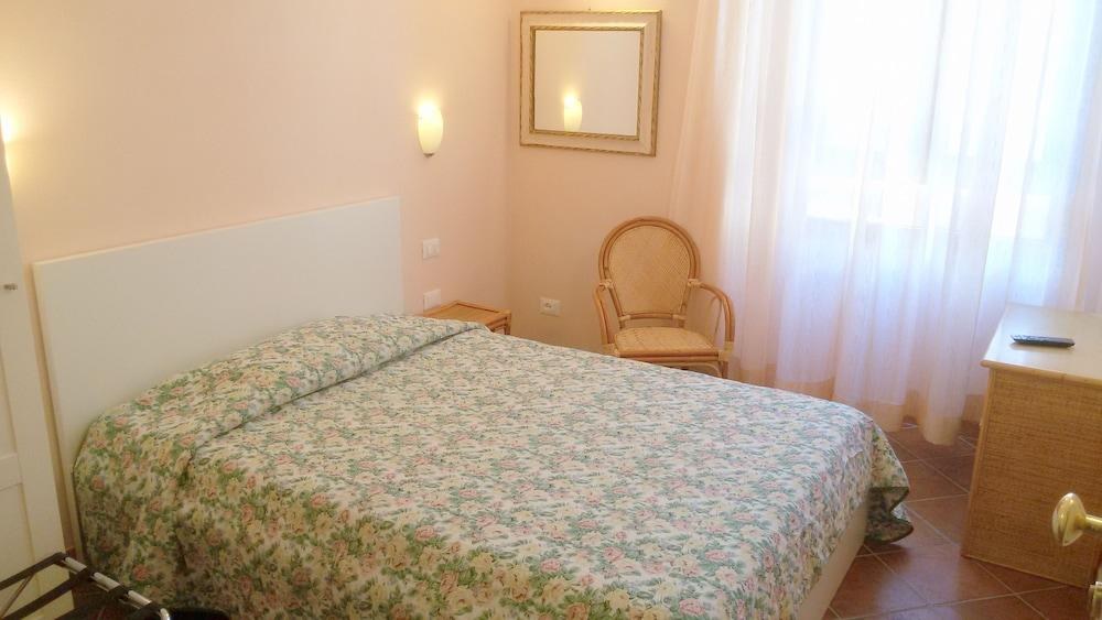 HOTEL RITA MAJOR photo 2