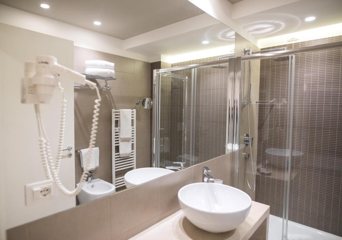 AIRONE CITY HOTEL photo 4