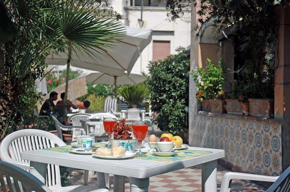 HOTEL TOLEDO photo 1