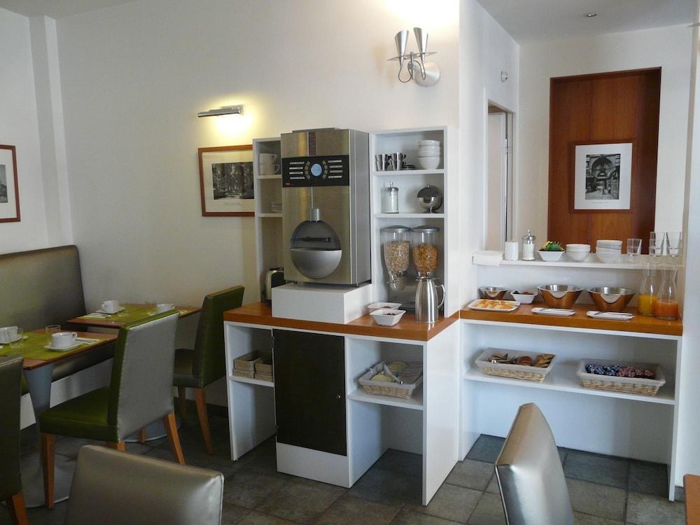 HÔTEL MICHELET ODÉON photo 2
