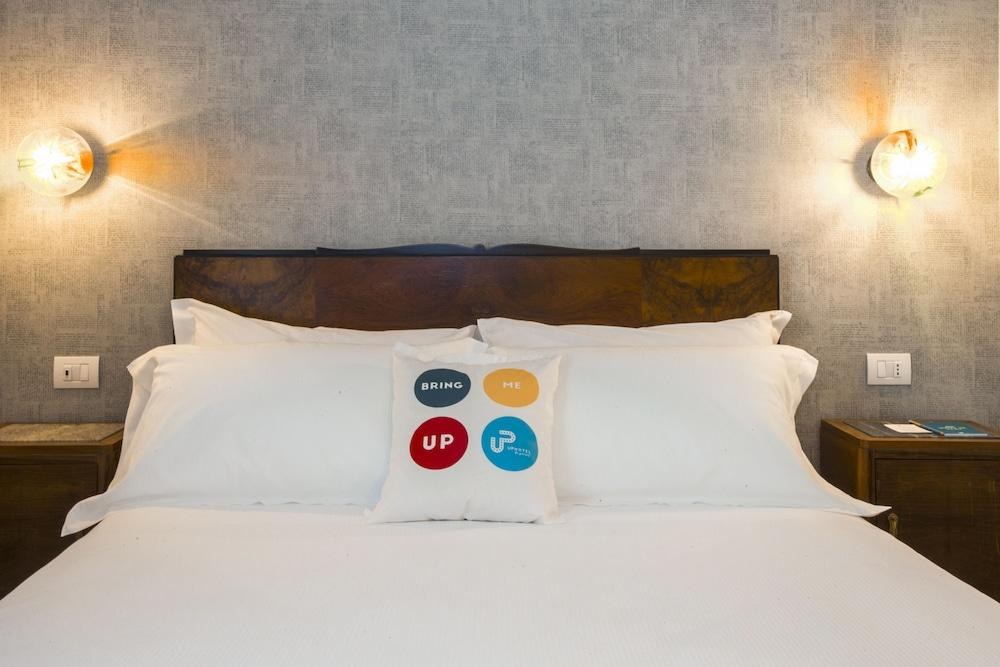 UP HOTEL photo 2
