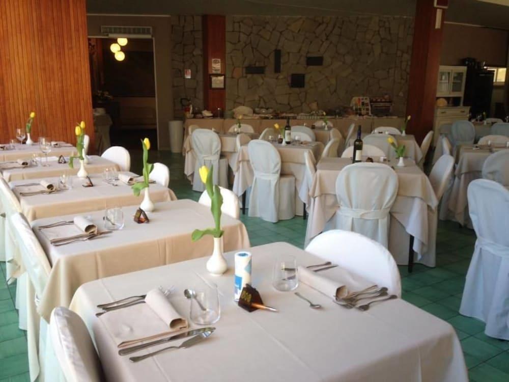 HOTEL AIRONE photo 4