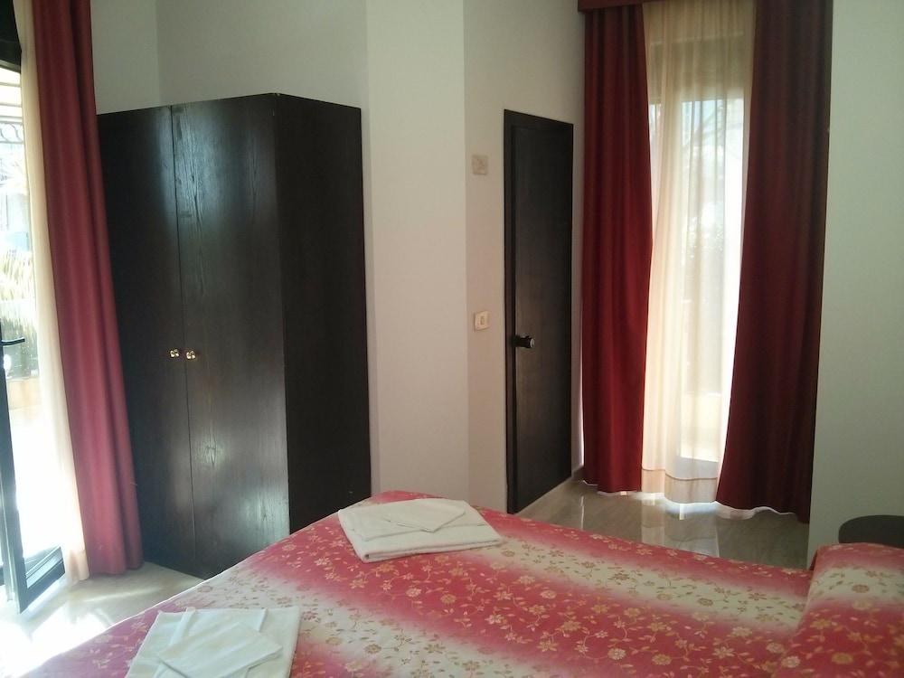 HOTEL MEMORY photo 2