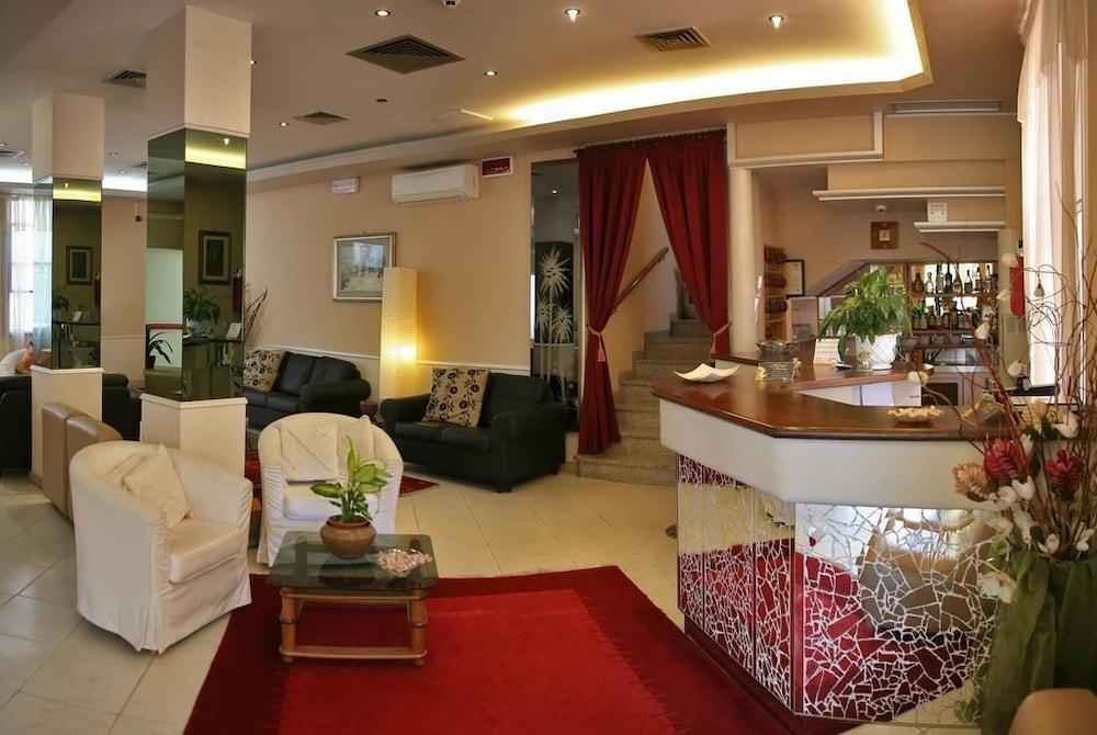 Hotel Sorriso - Rimini