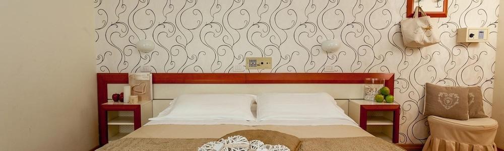 Hotel Aristeo photo 1