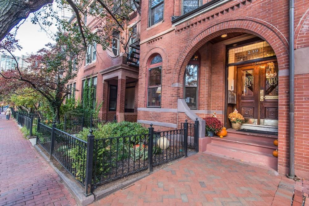 THE COPLEY HOUSE