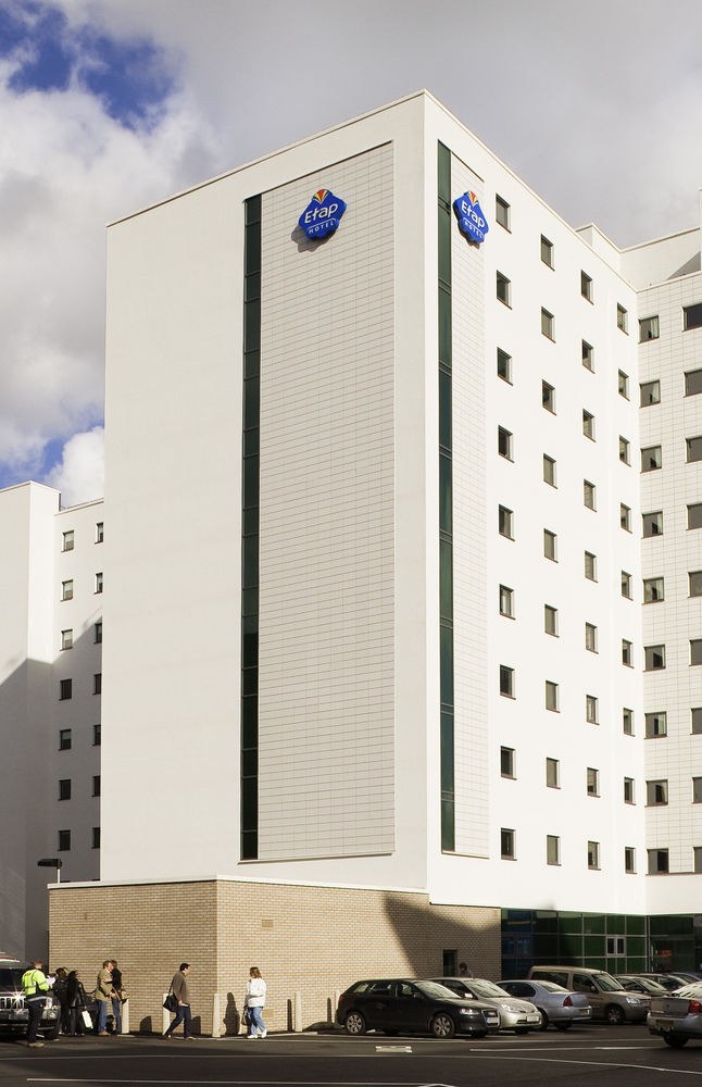 ibis budget Birmingham International Airport - NEC photo 1