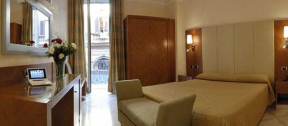 Suite Opera Rooms photo 2