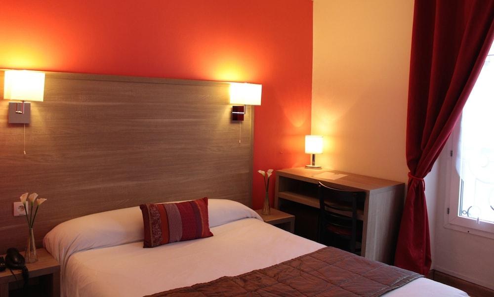 HÔTEL AMADEUS photo 2