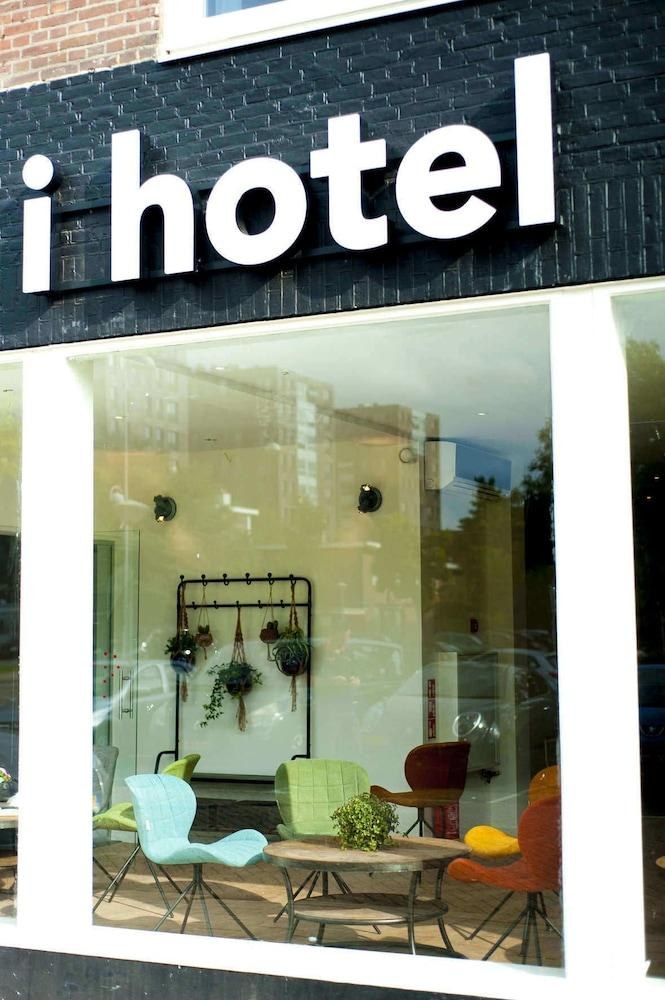 I Hotel photo 3