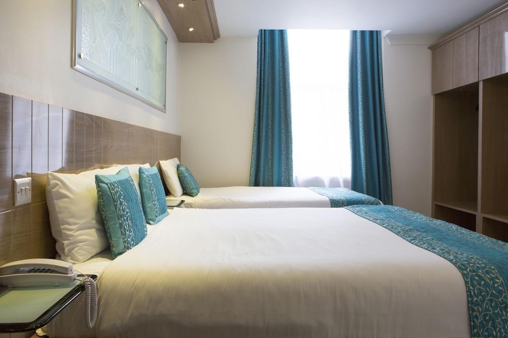 WESTPOINT HOTEL photo 2