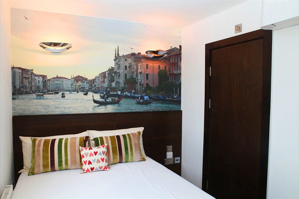 Exhibition Court Hotel 4 photo 1