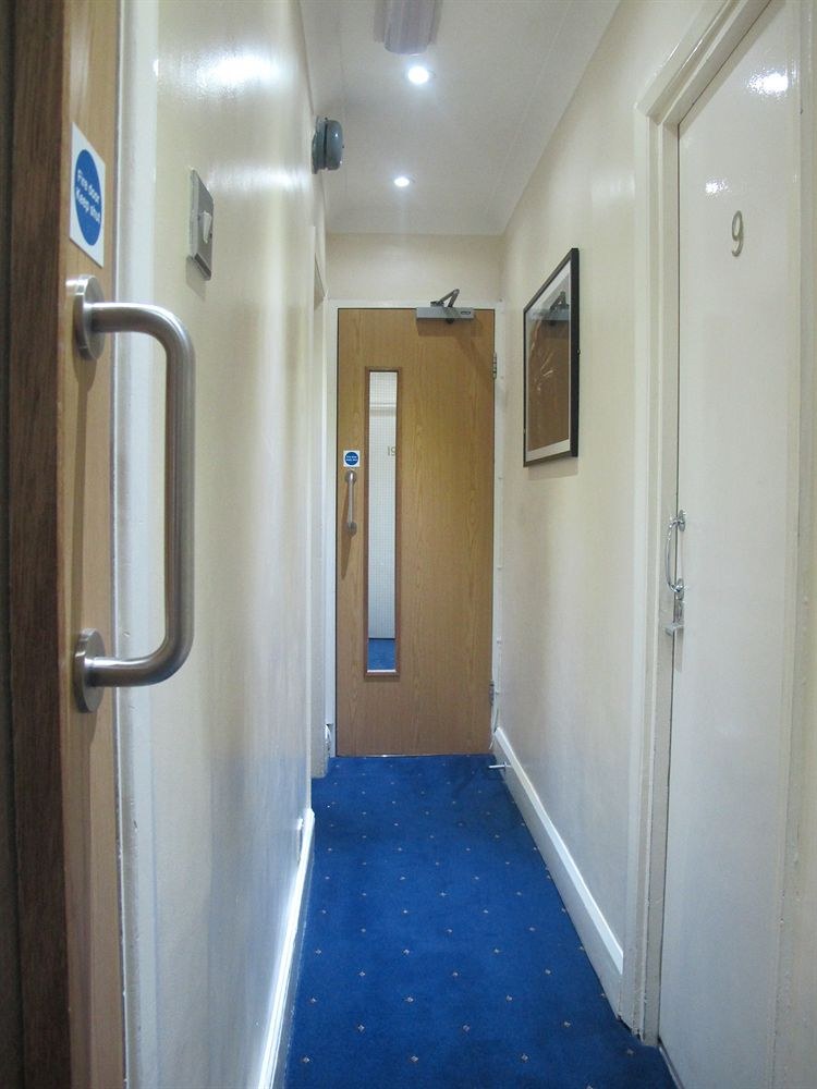 Alhambra Hotel photo 1