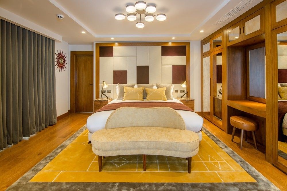 DEVONSHIRE CLUB & HOTEL photo 2