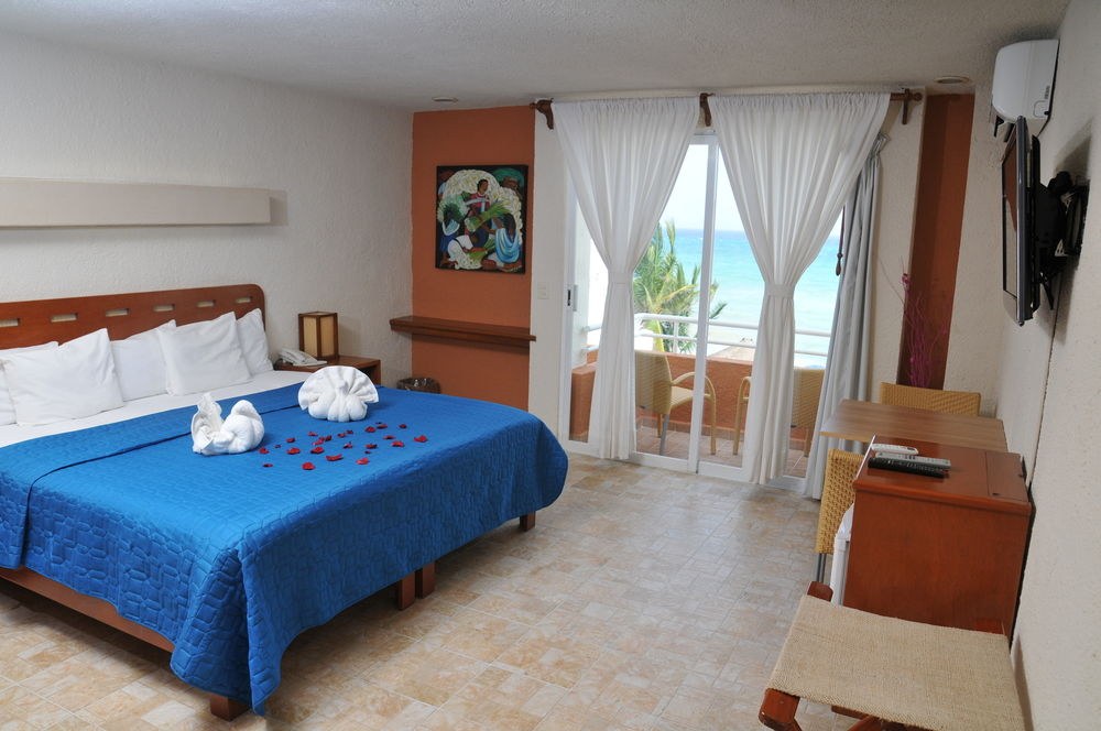 Luciana Hotel & Beach Club