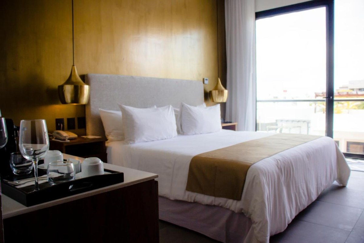 IT HOTEL BOUTIQUE & RESTAURANT photo 1