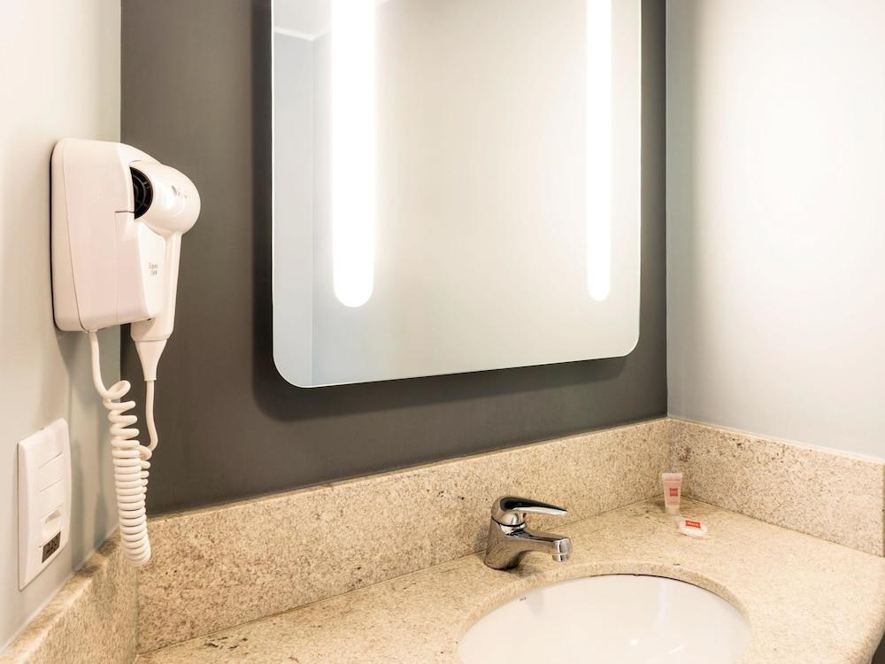 Ibis Rio Porto Atlantico photo 2