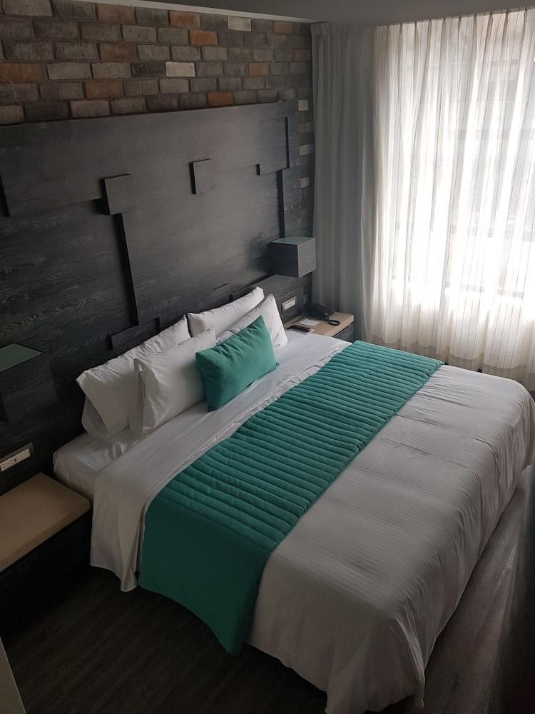 Hotel Punto MX photo 2