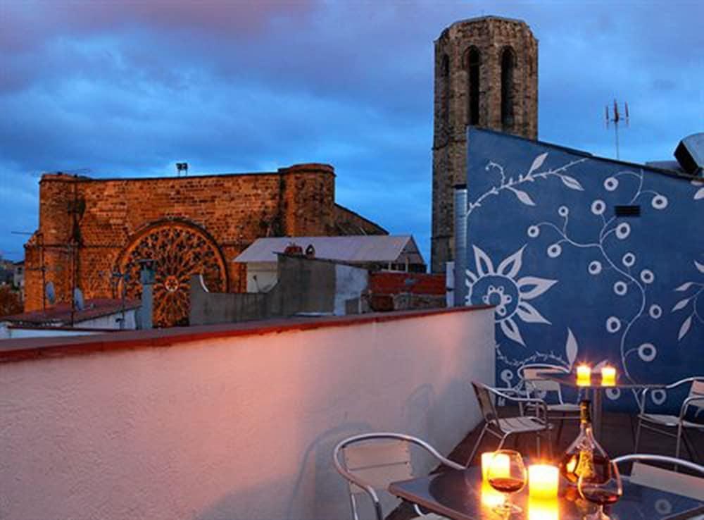 Apartments Ciutat Vella photo 3