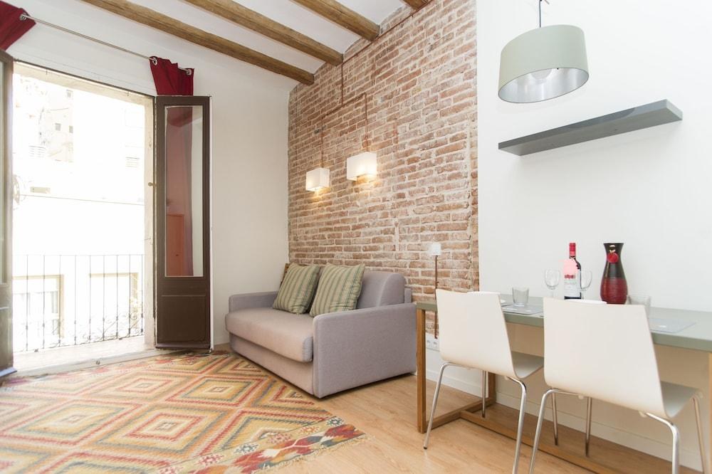 APARTMENTS SFAMILIA BARCELONA photo 4