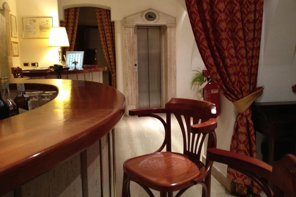 Hotel Canova photo 3