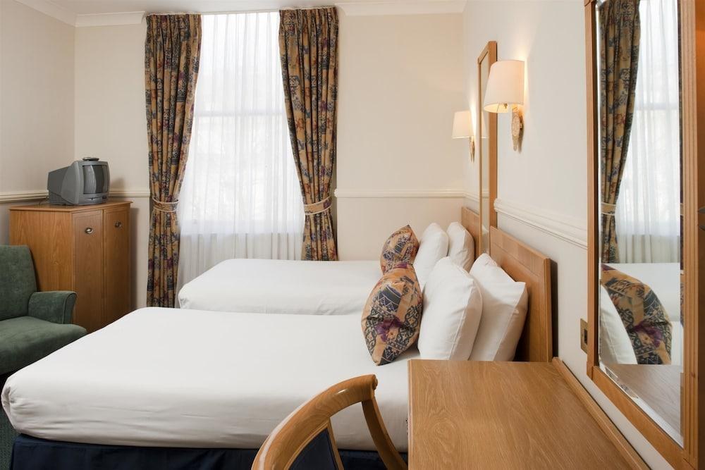 Berjaya Eden Park London Hotel photo 2