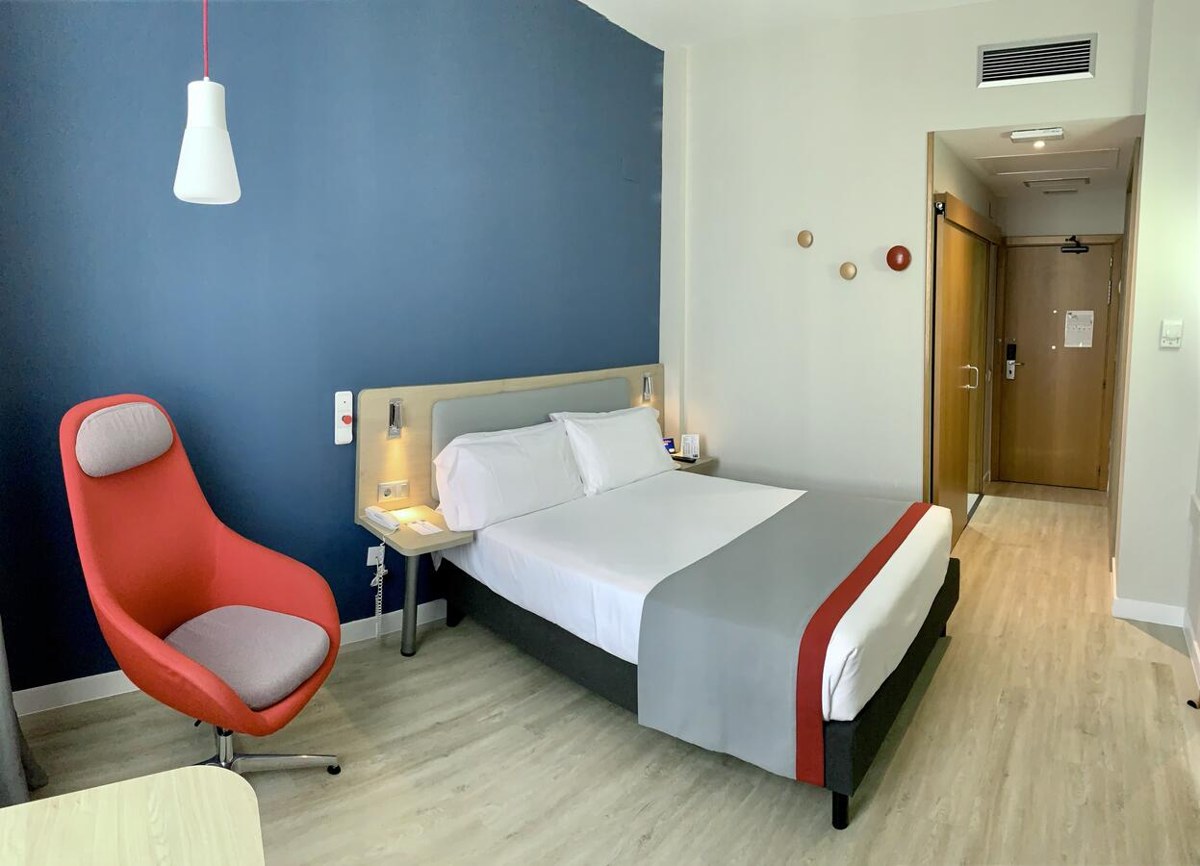 HOLIDAY INN EXPRESS CIUDAD DE LAS CIENCIAS photo 2