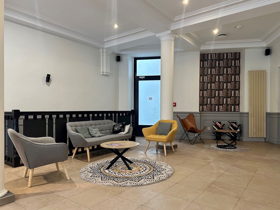CLARET HOTEL photo 4