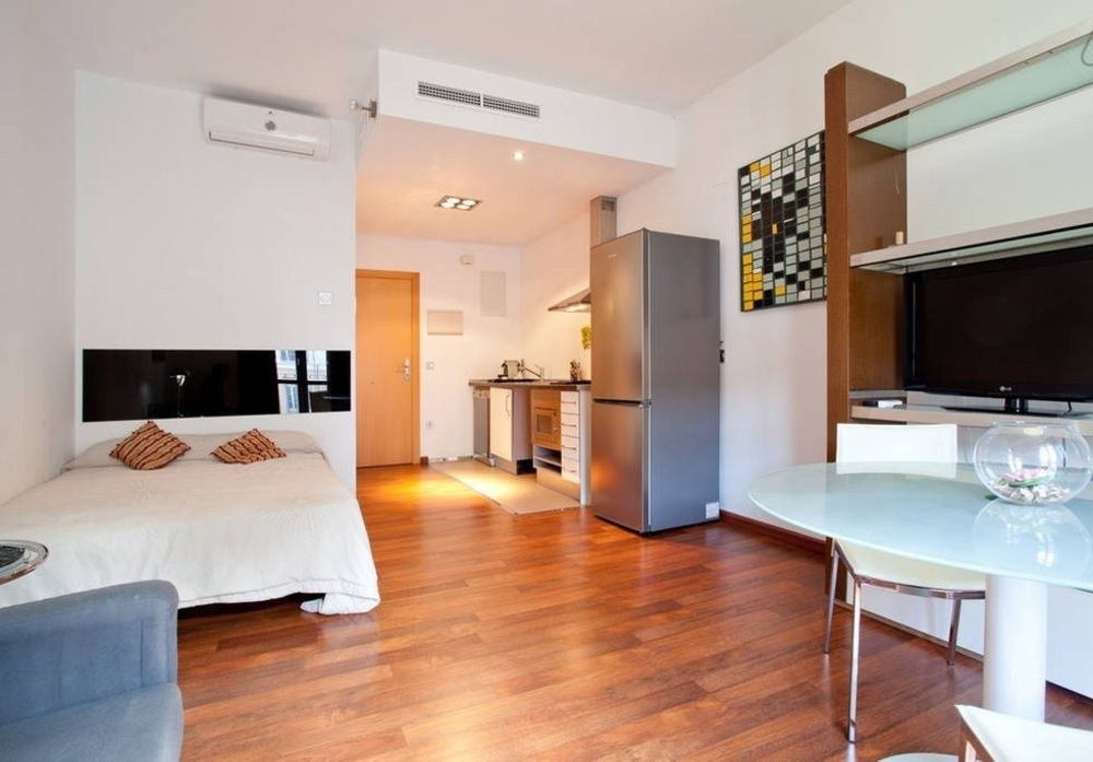 HAPPY APARTMENTS VALENCIA photo 1