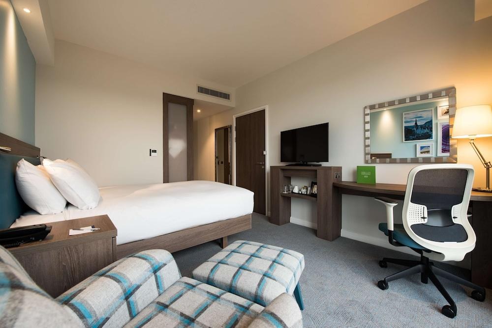 Hampton by Hilton Edinburgh West End photo 2