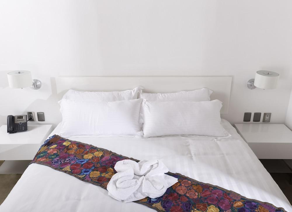 Domingo Santo Hotel Boutique - Adults Only photo 3