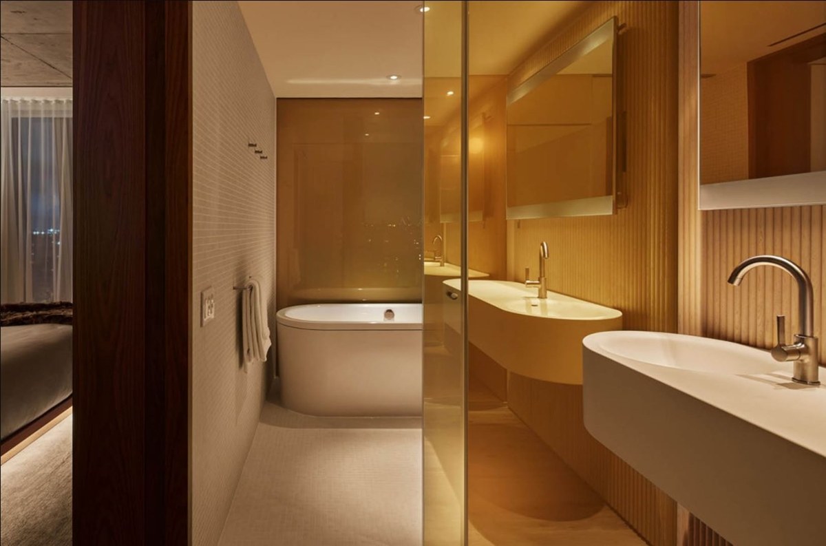 PUBLIC, AN IAN SCHRAGER HOTEL photo 3