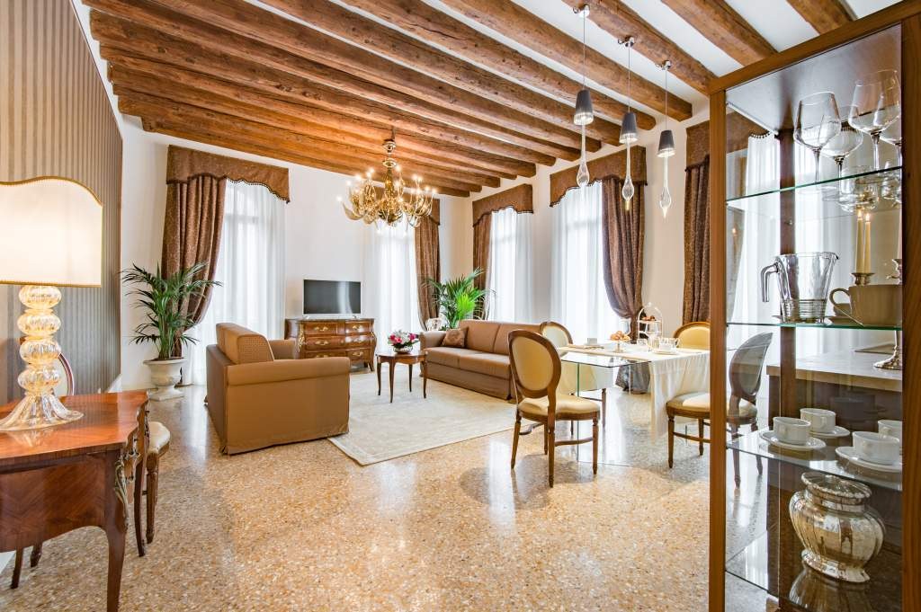 SAN TEODORO PALACE LUXURY APARTMENTS photo 1