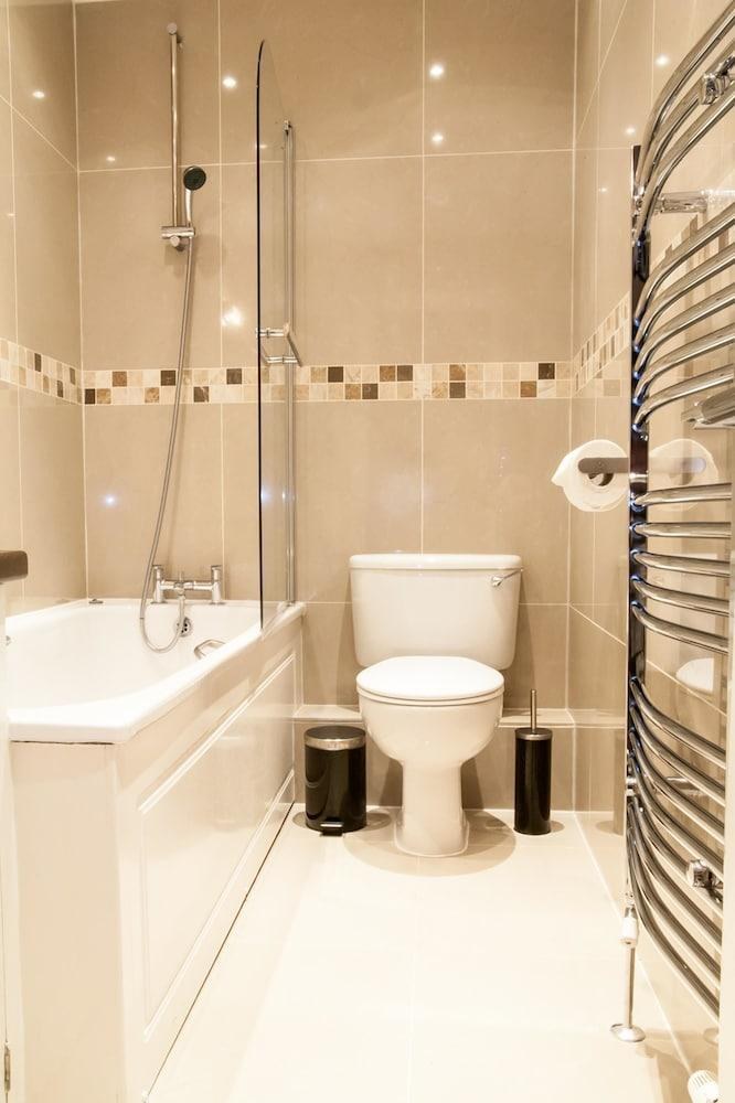 Lamington Apartments - London Hammersmith photo 2