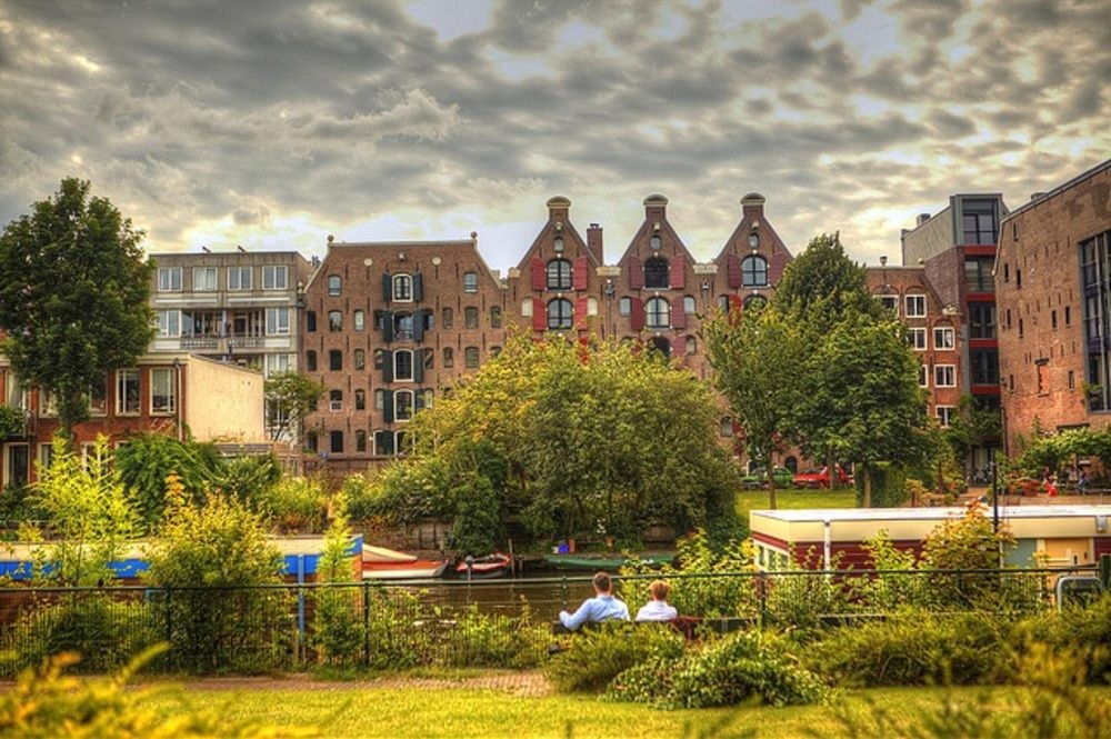 YAYS Amsterdam Salthouse Canal by Numa photo 1