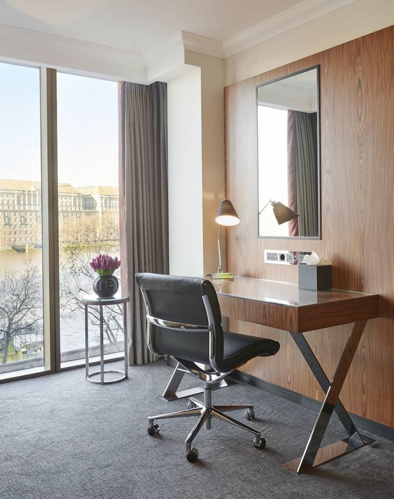 Hyatt Regency London Albert Embankment photo 3
