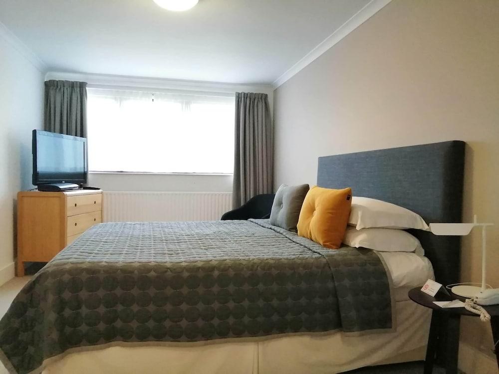 Monarch House Serviced Apartments photo 4