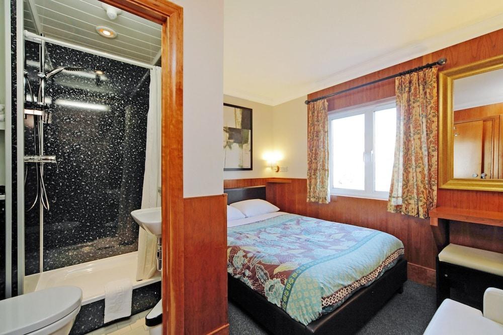 London Visitors Hotel photo 2