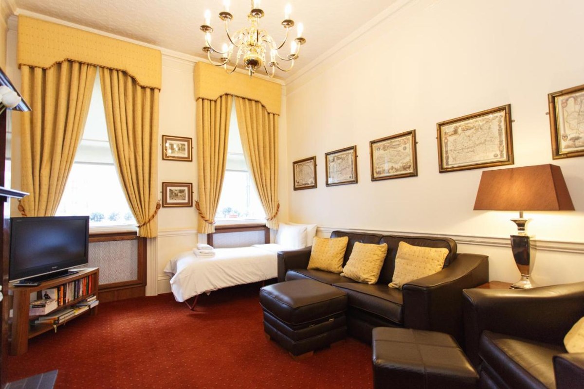 MORGAN HOTEL photo 3