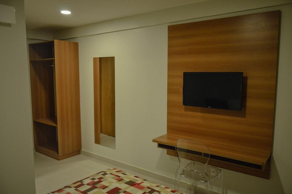 Aquarena Hotel photo 2