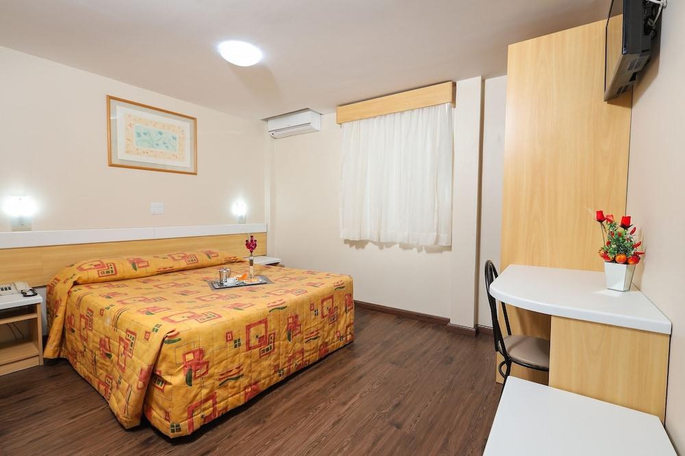 Hotel Express Terminal Tur - Rodoviária Porto Alegre photo 2