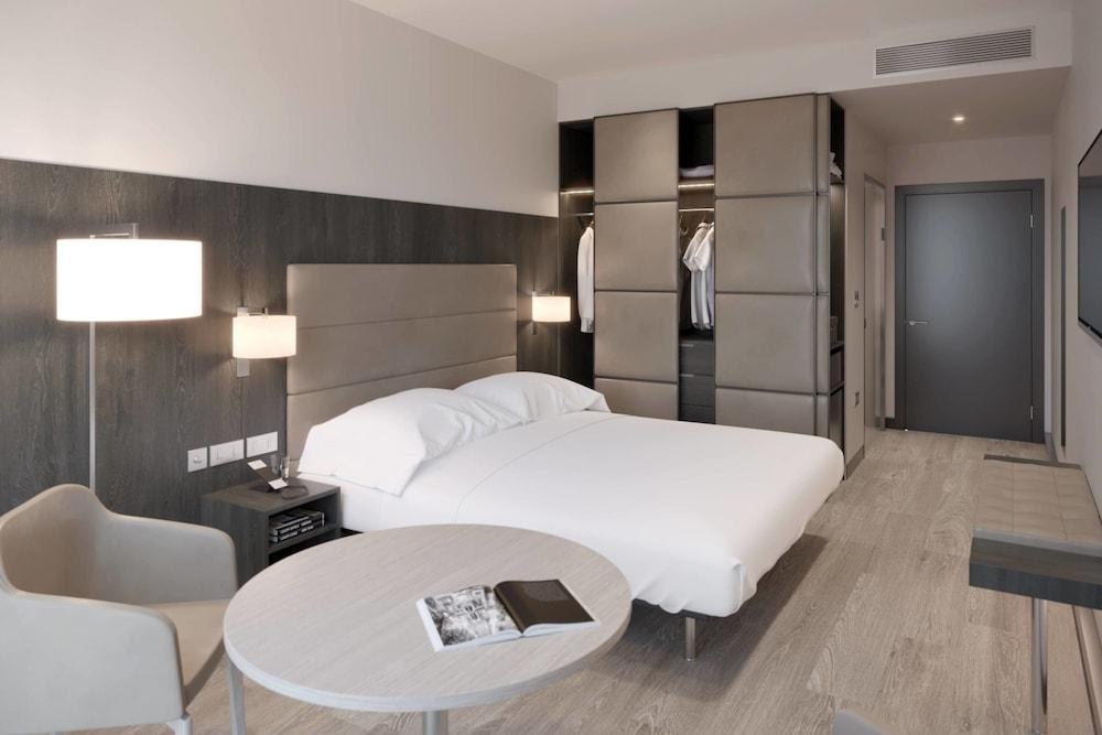 AC HOTEL MANCHESTER CITY CENTRE photo 2