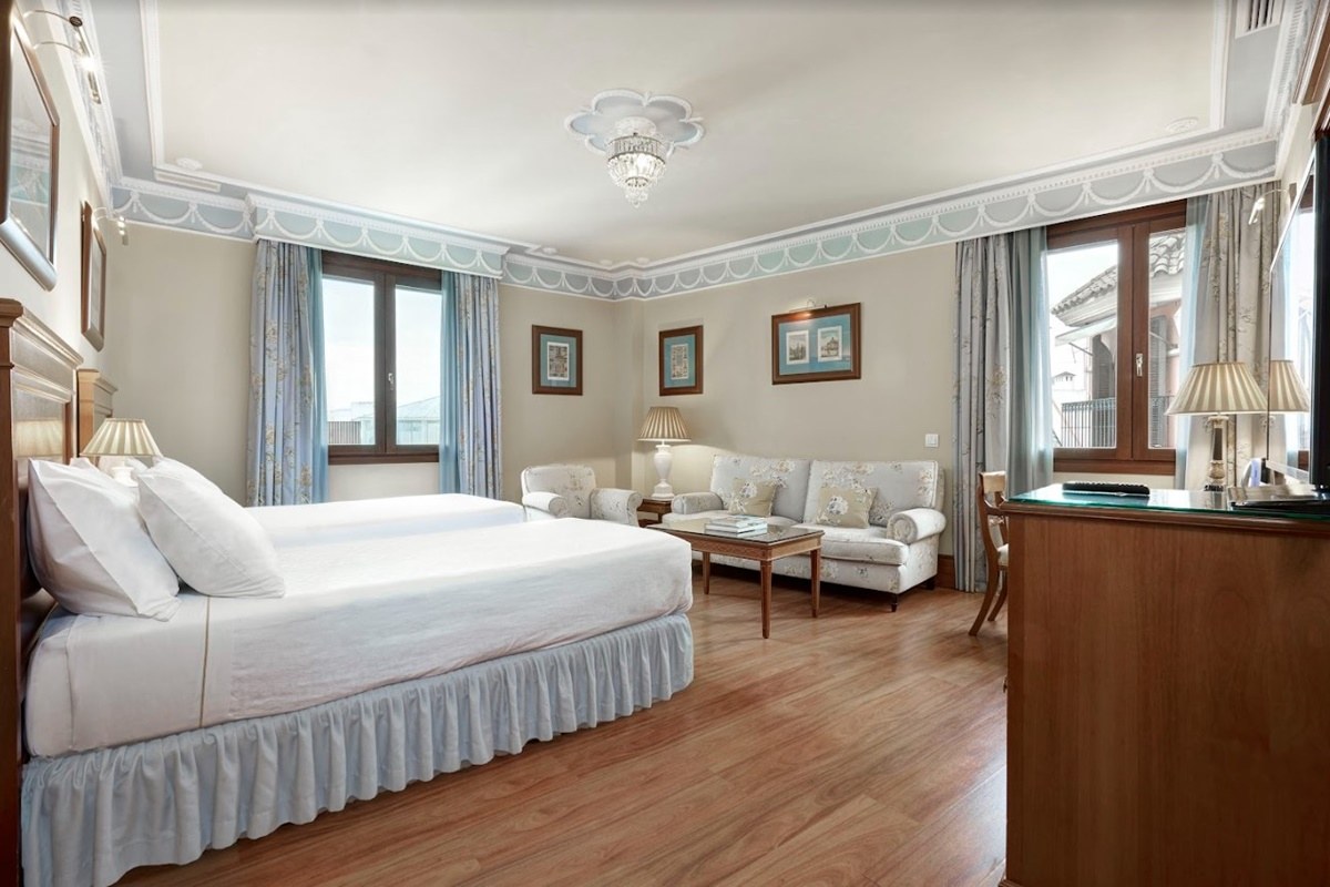HOTEL INGLATERRA photo 1