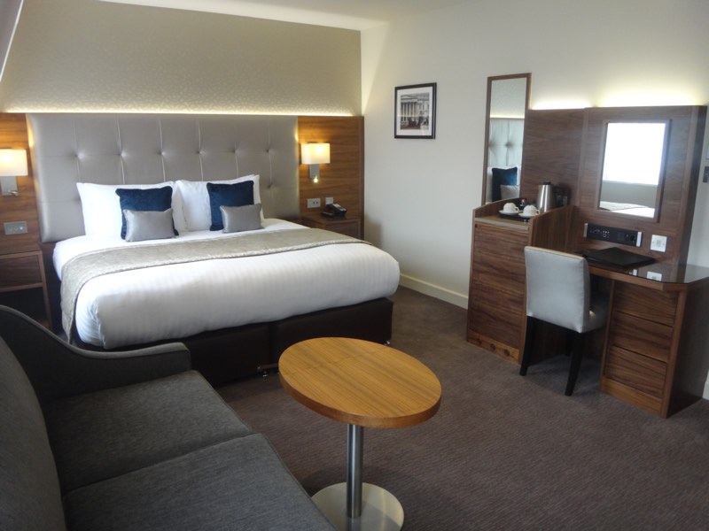 NORFOLK TOWERS HOTEL photo 1