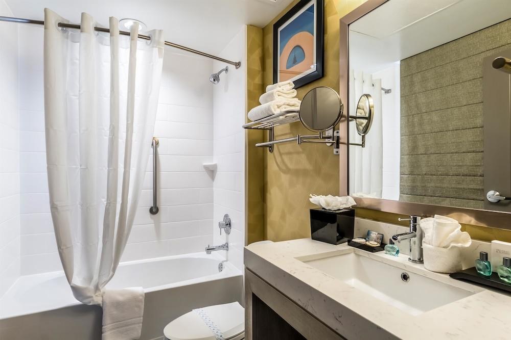 Best Western Premier Historic Travelers Hotel Alamo/Riverwalk photo 3